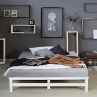 Massivholz Doppelbett 140x200 - Bett ohne Kopfteil - Farbe: Weiß