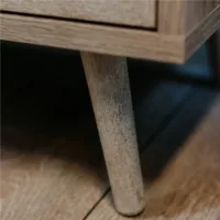 Kommode 150 cm Breite - Sideboard Boho Style mit drei Schranktüren und Holzbeinen - Farbe: Braun Natur