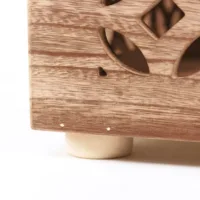 Vielseitiger Holzhocker mit Farbnuancen: Charmante Ergänzung für Ihr Wohnambiente – Farbe: Natur-Braun