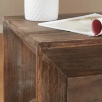 Moderner Beistelltisch im Holzdesign - Rechteckiger Würfel-Tisch im Used Look, Braun
