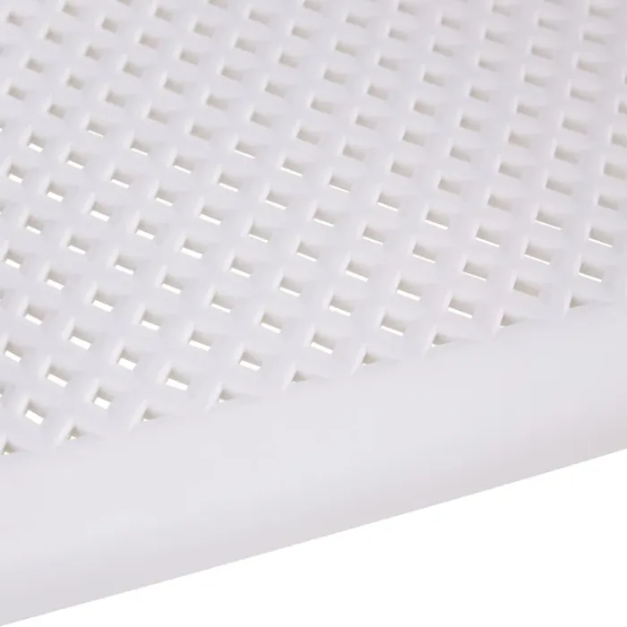 Optimale Ergänzung für Ihre Außenanlage: Zwei Stühle und ein Metalltisch im Komplettset – Farbe: Weiß
