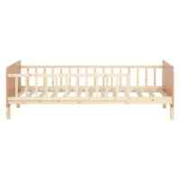Kinderbett 90x200 mit Rausfallschutz - Gitterbett mit einem Holz Rahmen in Natur mit Elementen in Rot