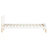 Kinderbett 90x200 - Holzbett mit einem Bettrahmen in Weiß und Elementen in Natur