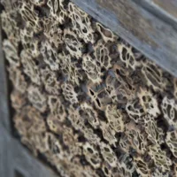 Raumteiler - Paravent 3 teilig aus Holz mit edlen Ornamenten und Verzierungen - Farbe: Braun